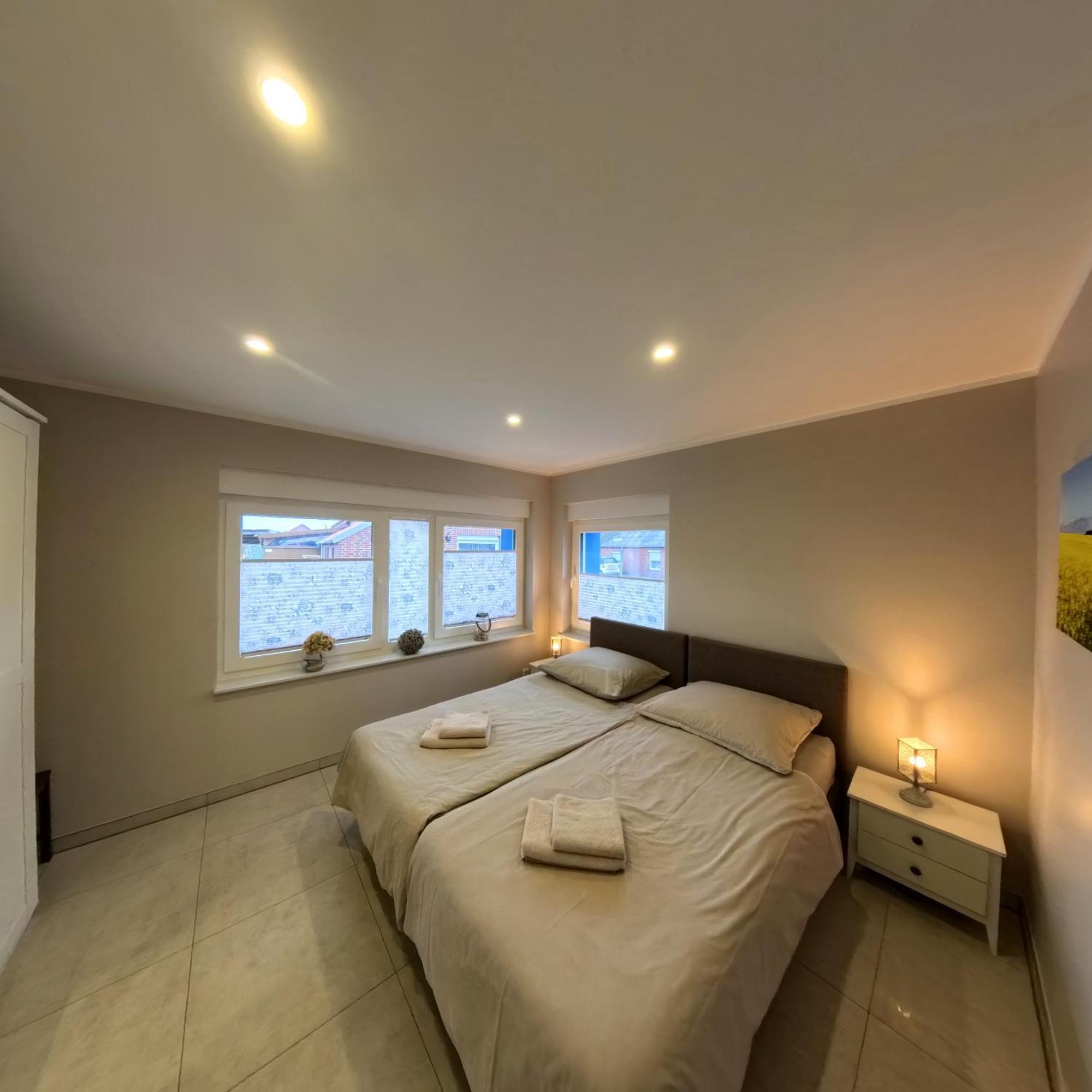 Eine Sehr Gemuetliche Erdgeschoss Wohnung Ihlow  Buitenkant foto
