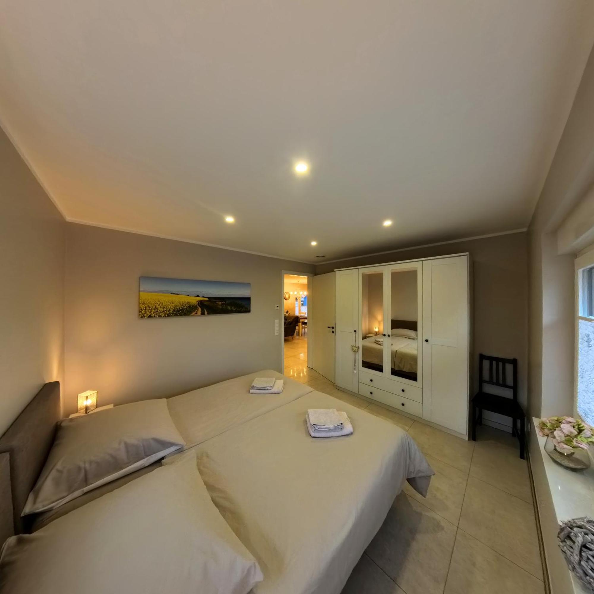Eine Sehr Gemuetliche Erdgeschoss Wohnung Ihlow  Buitenkant foto