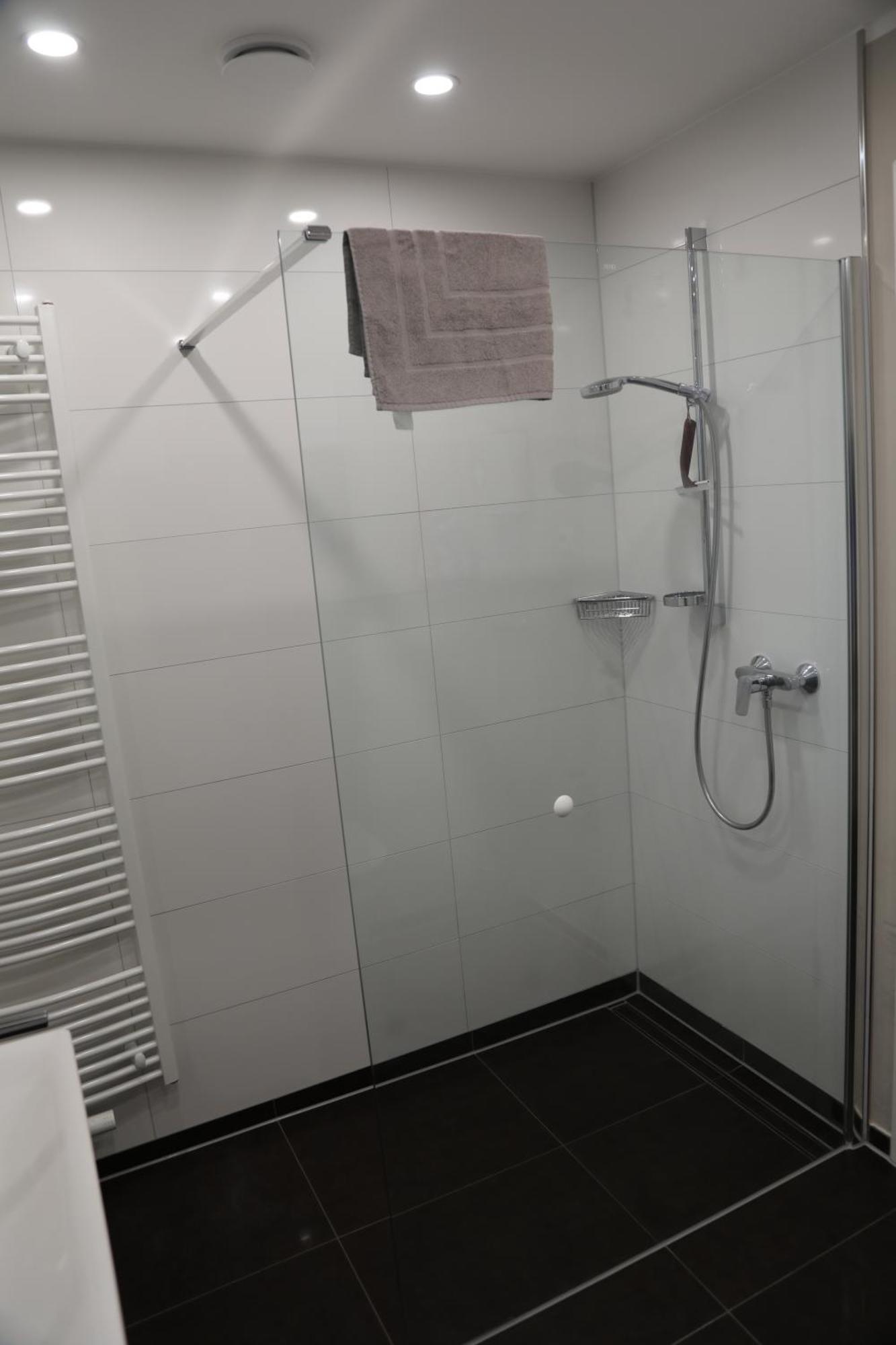 Eine Sehr Gemuetliche Erdgeschoss Wohnung Ihlow  Buitenkant foto